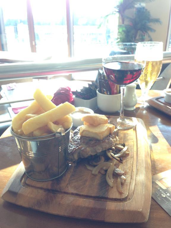 Leitrim Marina Hotel Carrick on Shannon Zewnętrze zdjęcie